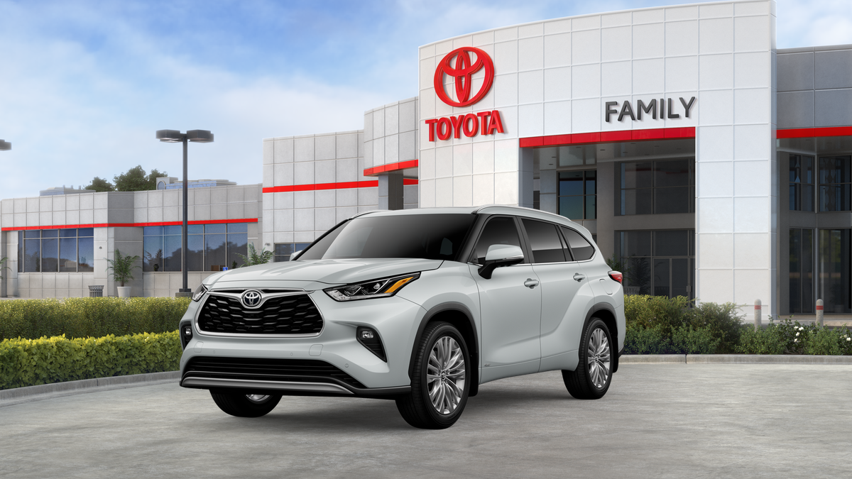 2026 Toyota Highlander Hybrid Platinum