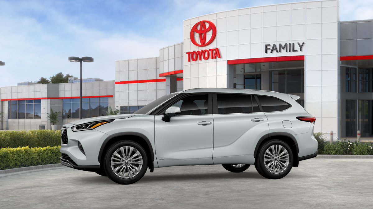 2026 Toyota Highlander Hybrid Platinum