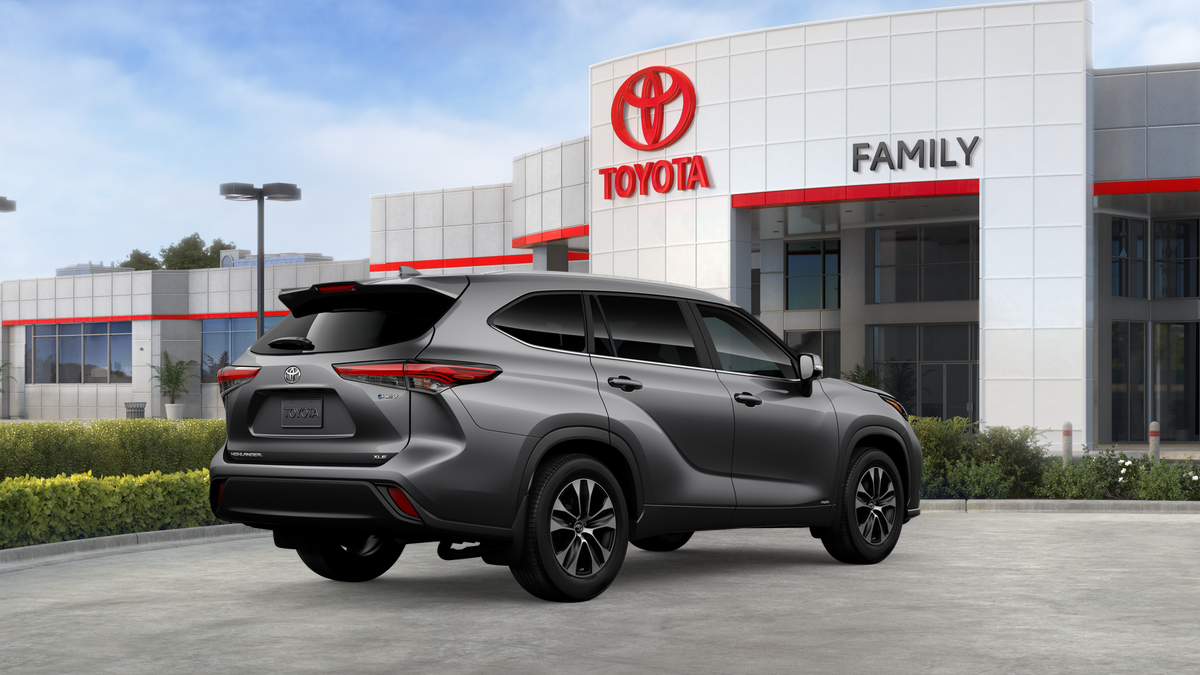 2026 Toyota Highlander Hybrid XLE