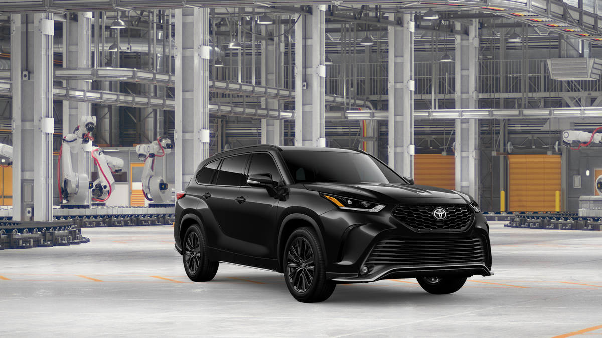 2026 Toyota Highlander XSE