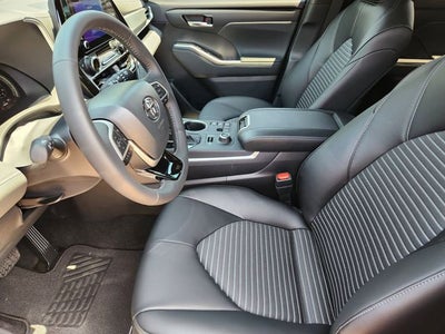 2026 Toyota Highlander XSE