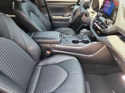 2026 Toyota Highlander XSE