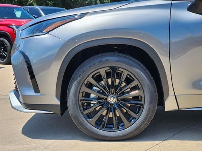 2026 Toyota Highlander XSE