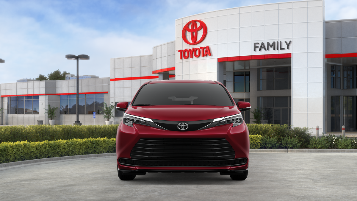 2026 Toyota Sienna LE