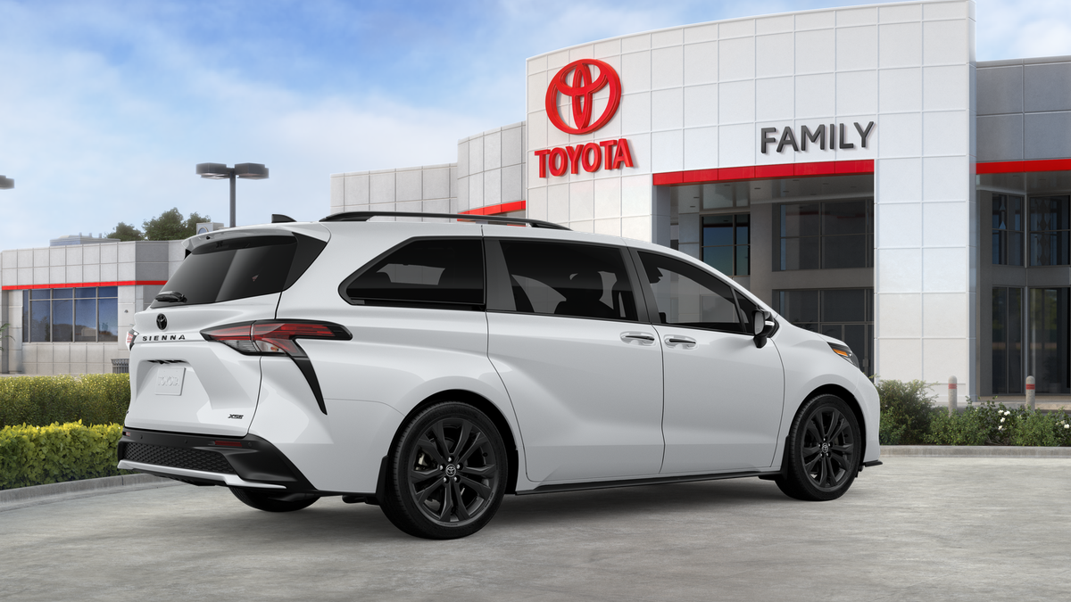 2026 Toyota Sienna XSE