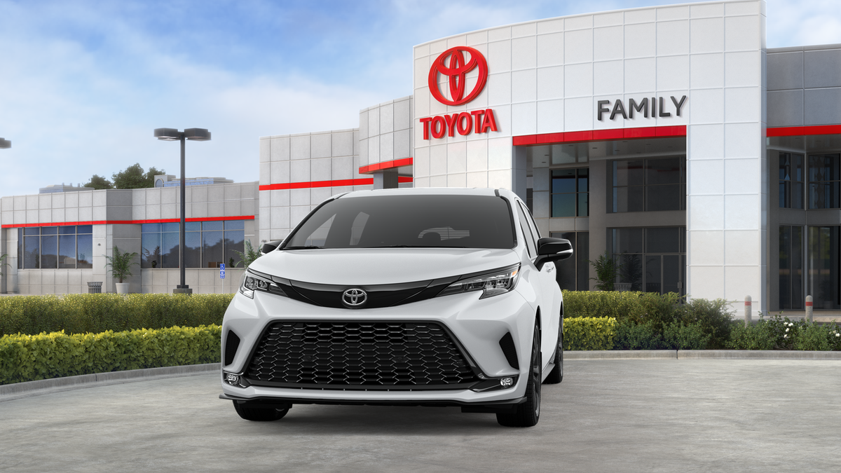 2026 Toyota Sienna XSE