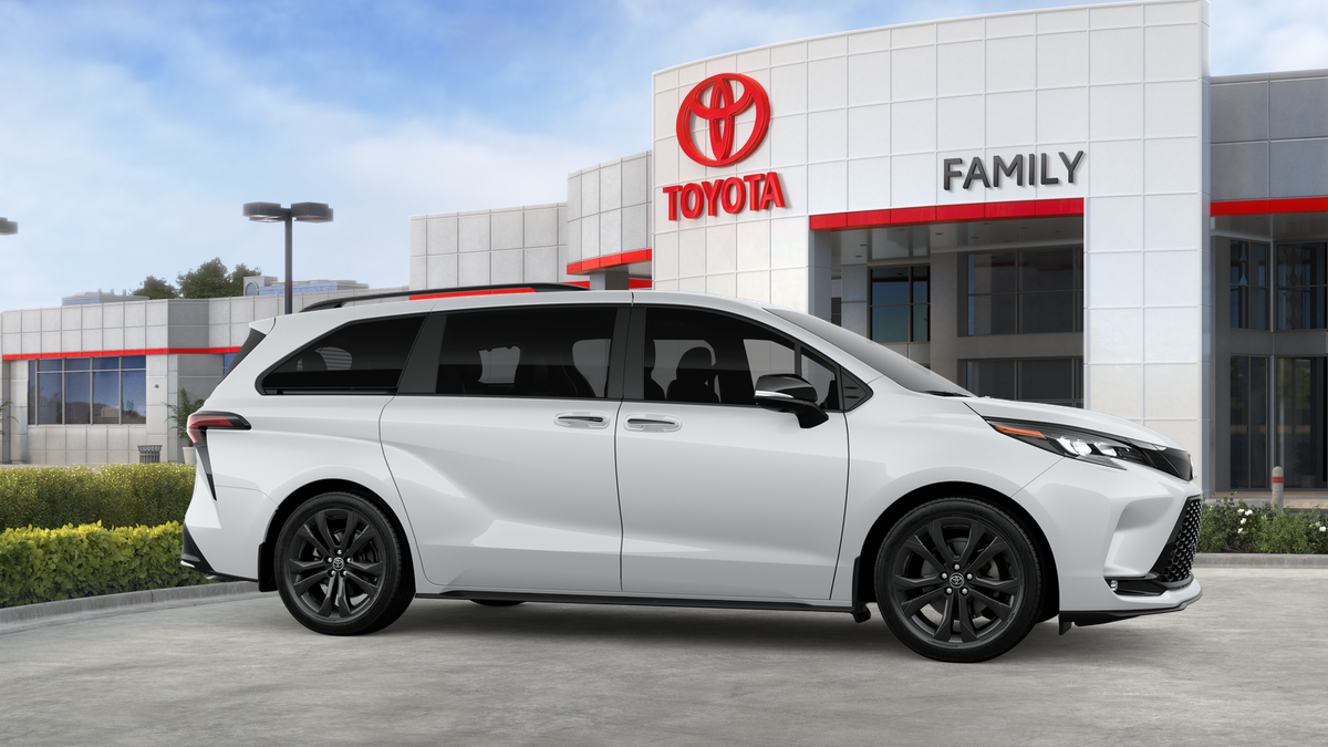 2026 Toyota Sienna XSE