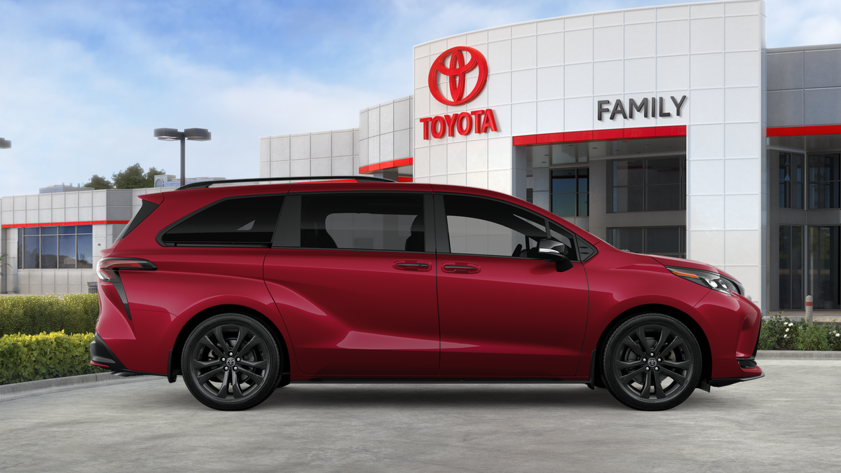 2026 Toyota Sienna XSE