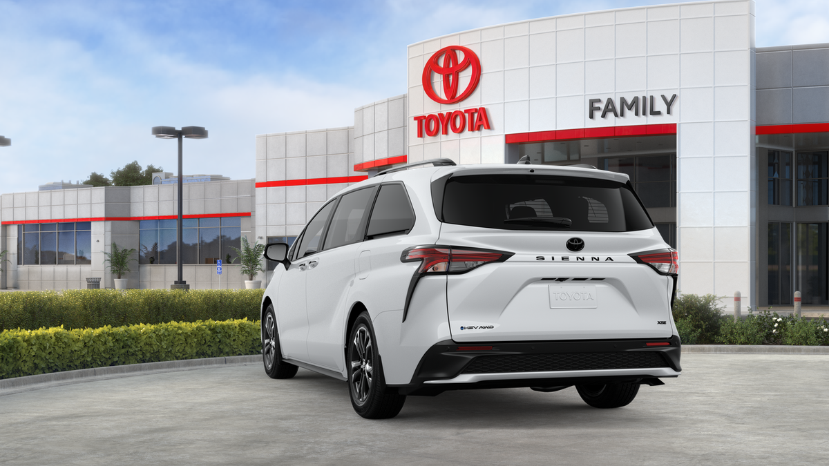 2026 Toyota Sienna XSE