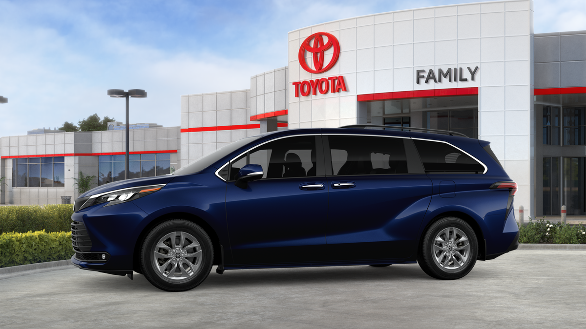 2026 Toyota Sienna XLE