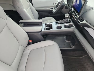 2026 Toyota Sienna XLE