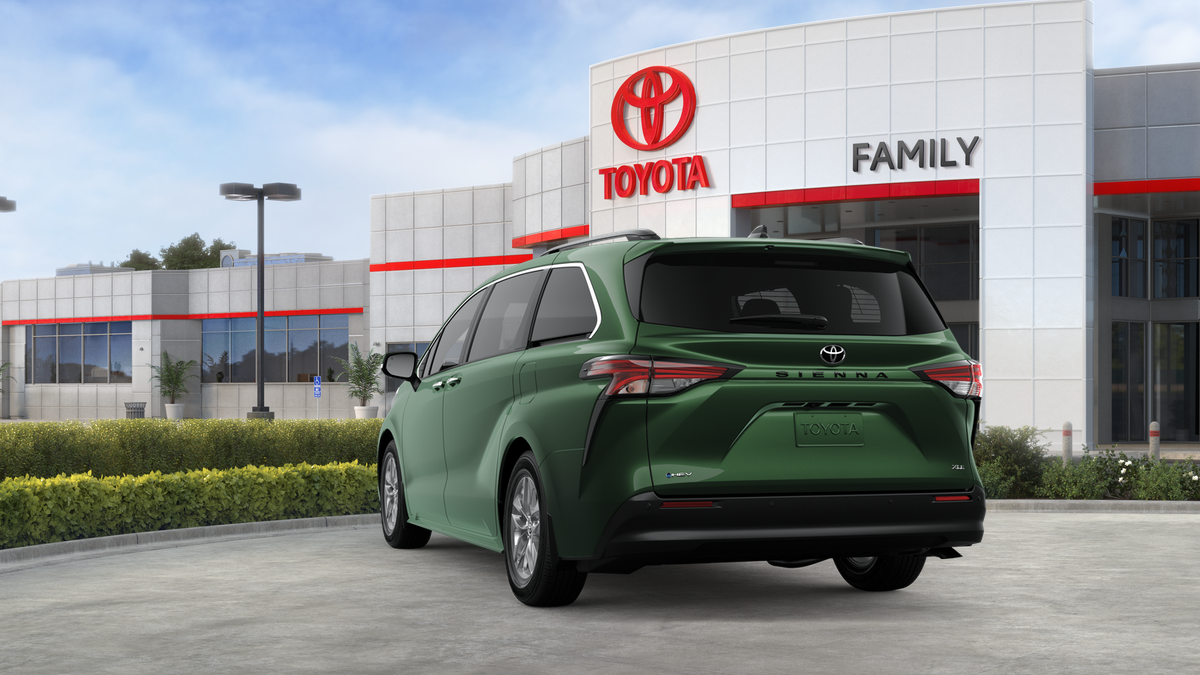 2026 Toyota Sienna XLE