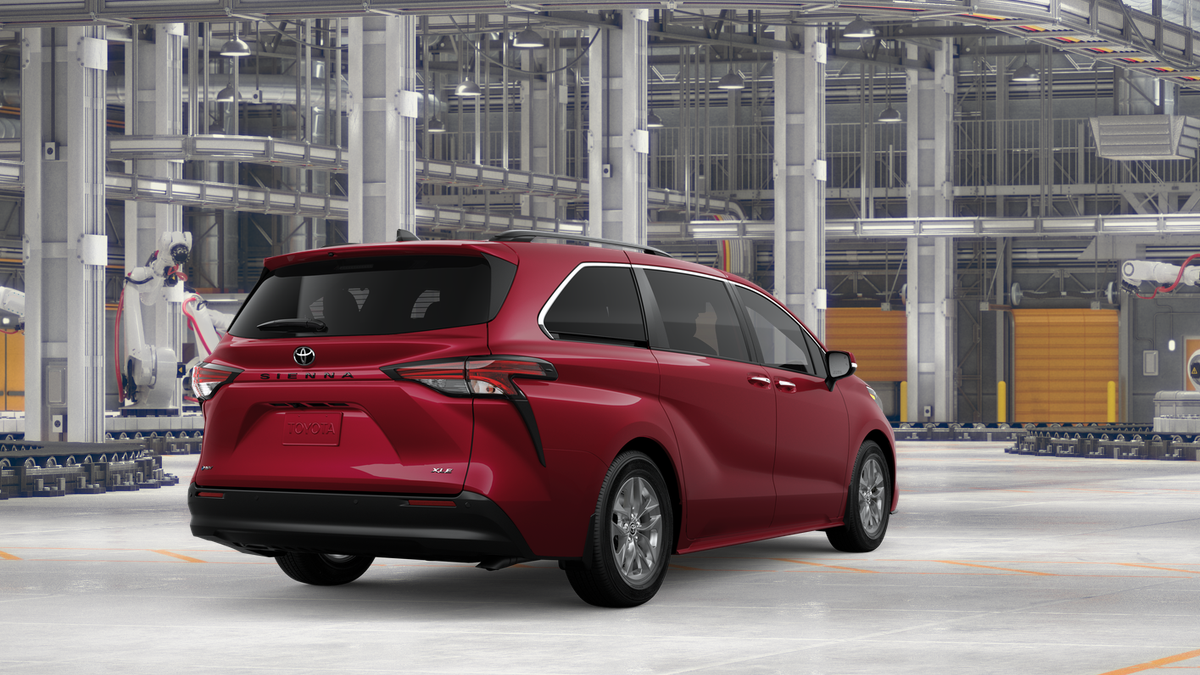 2026 Toyota Sienna XLE