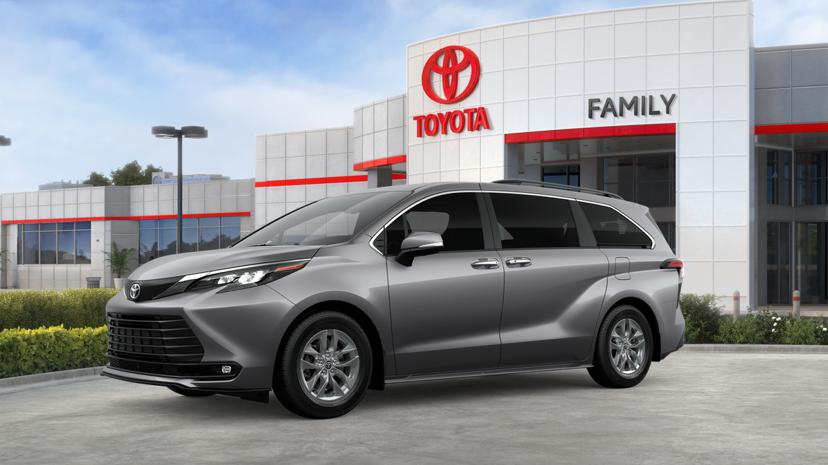 2026 Toyota Sienna XLE