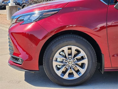 2026 Toyota Sienna XLE