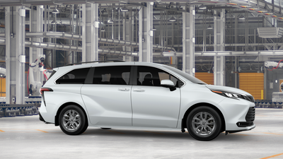 2026 Toyota Sienna XLE