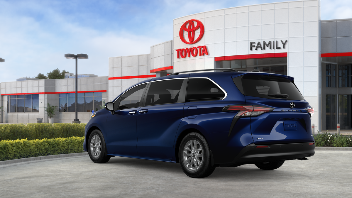 2026 Toyota Sienna XLE