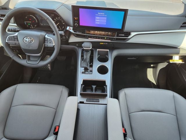 2026 Toyota Sienna XLE