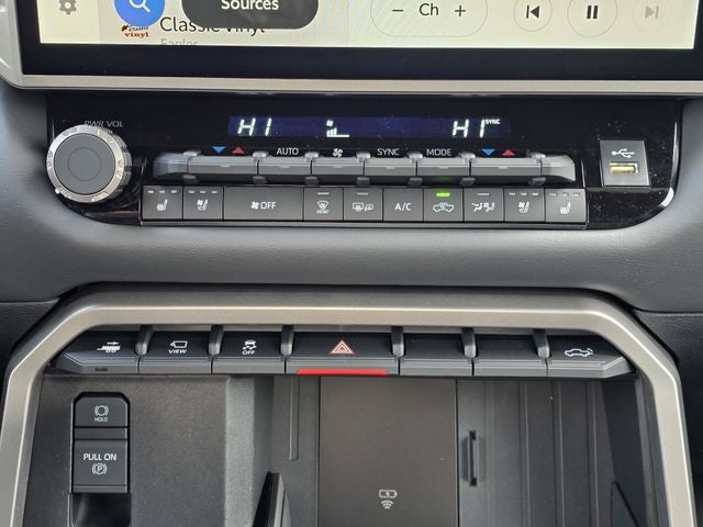 2026 Toyota Tundra i-FORCE MAX Tundra Platinum