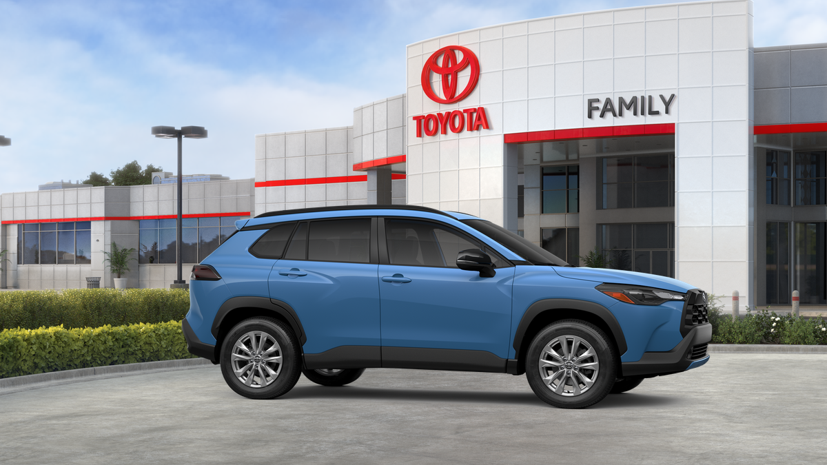 2026 Toyota Corolla Cross LE