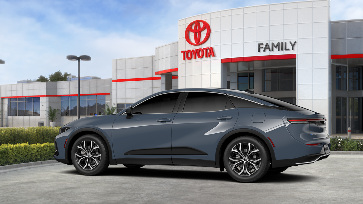 2026 Toyota Toyota Crown XLE