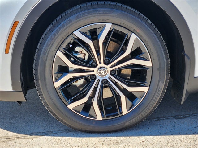 2026 Toyota Toyota Crown XLE