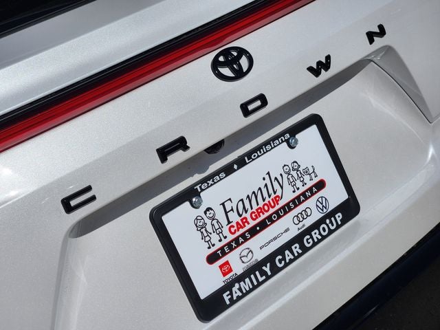 2026 Toyota Toyota Crown Signia Limited