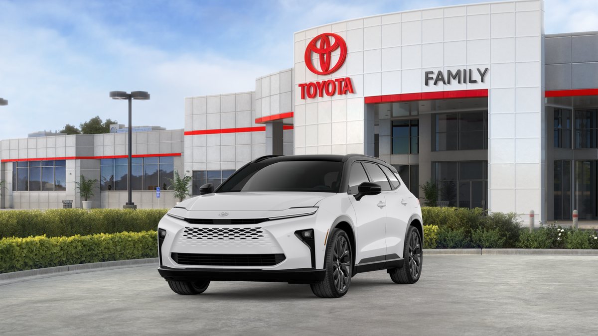 2026 Toyota Toyota Crown Signia Limited