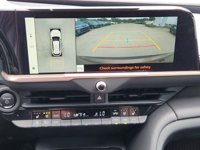 2026 Toyota Toyota Crown Signia Limited