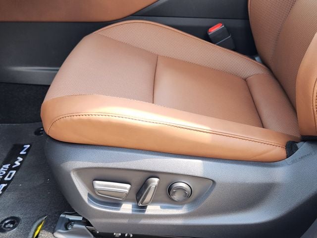 2026 Toyota Toyota Crown Signia XLE