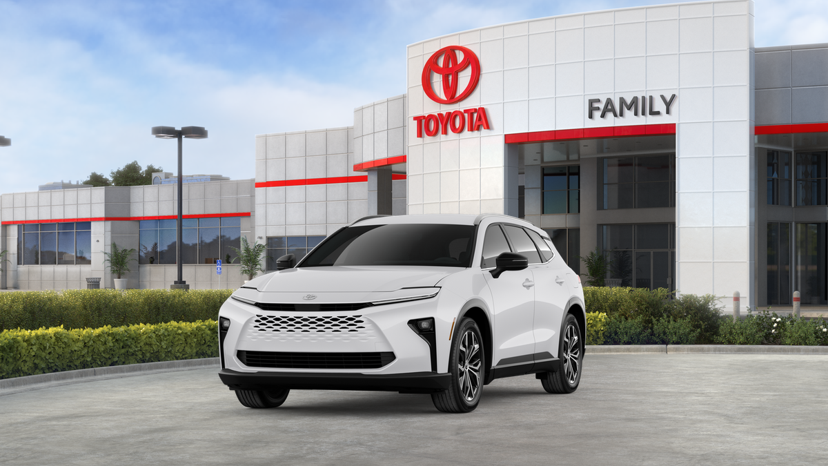2026 Toyota Toyota Crown Signia XLE