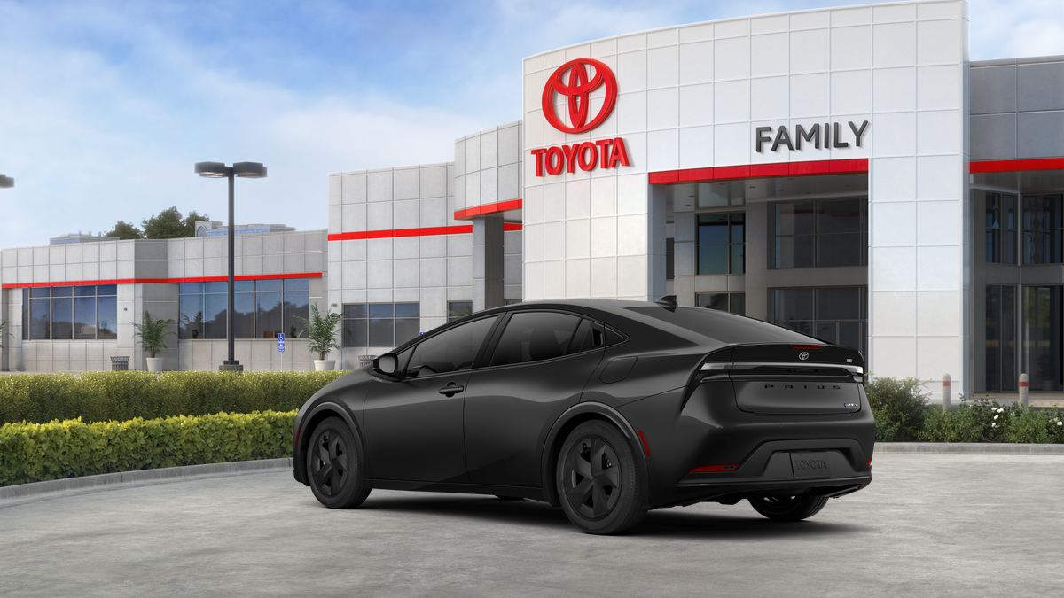 2026 Toyota Prius Plug-in Hybrid SE