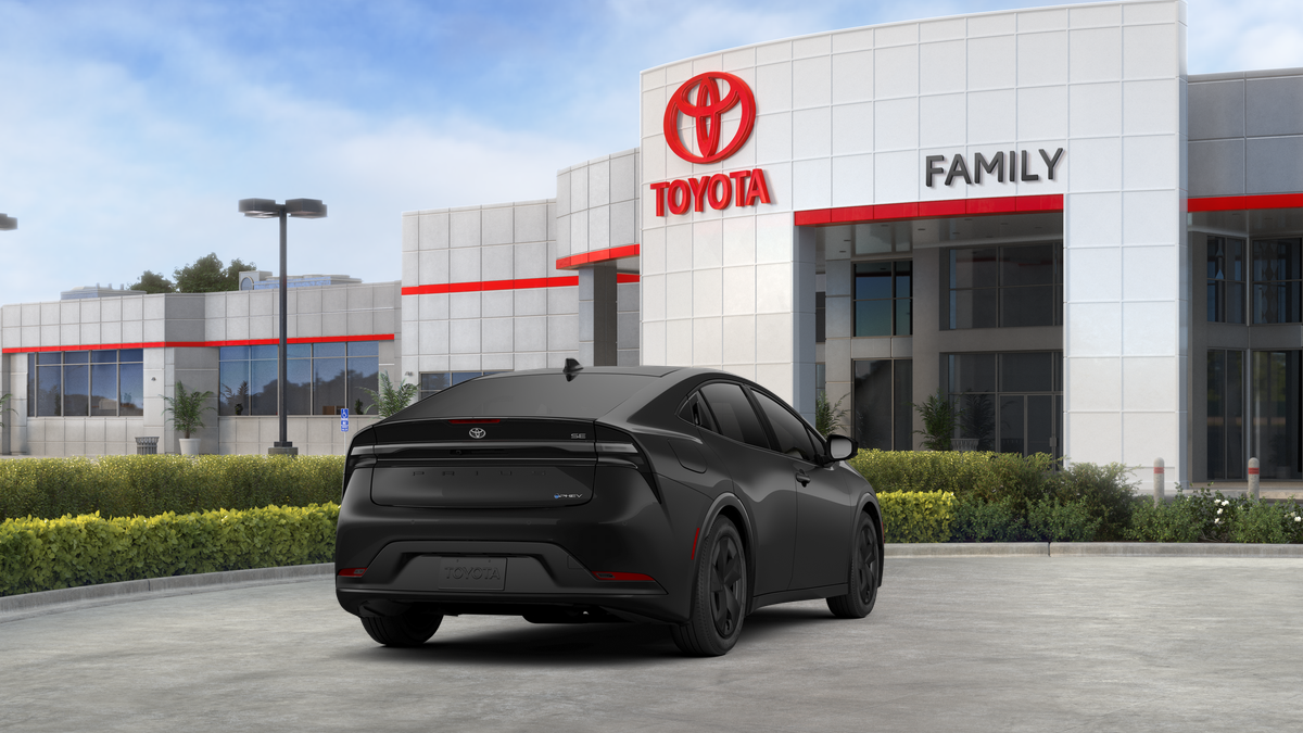 2026 Toyota Prius Plug-in Hybrid SE