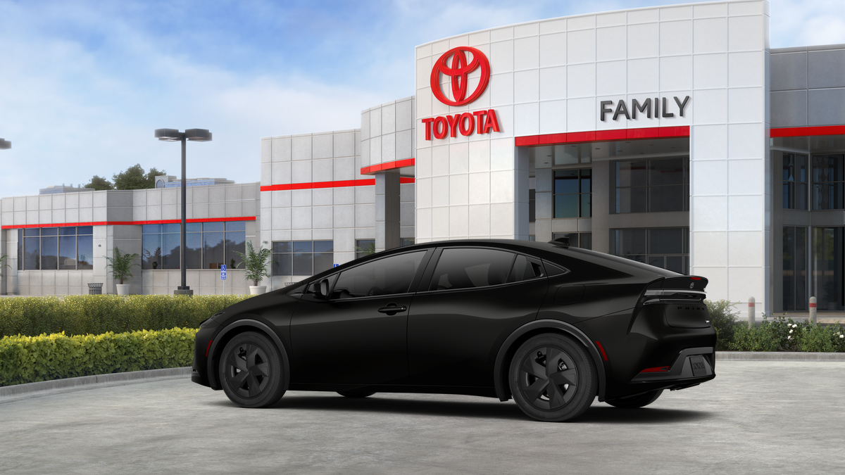 2027 Toyota Prius Plug-in Hybrid SE