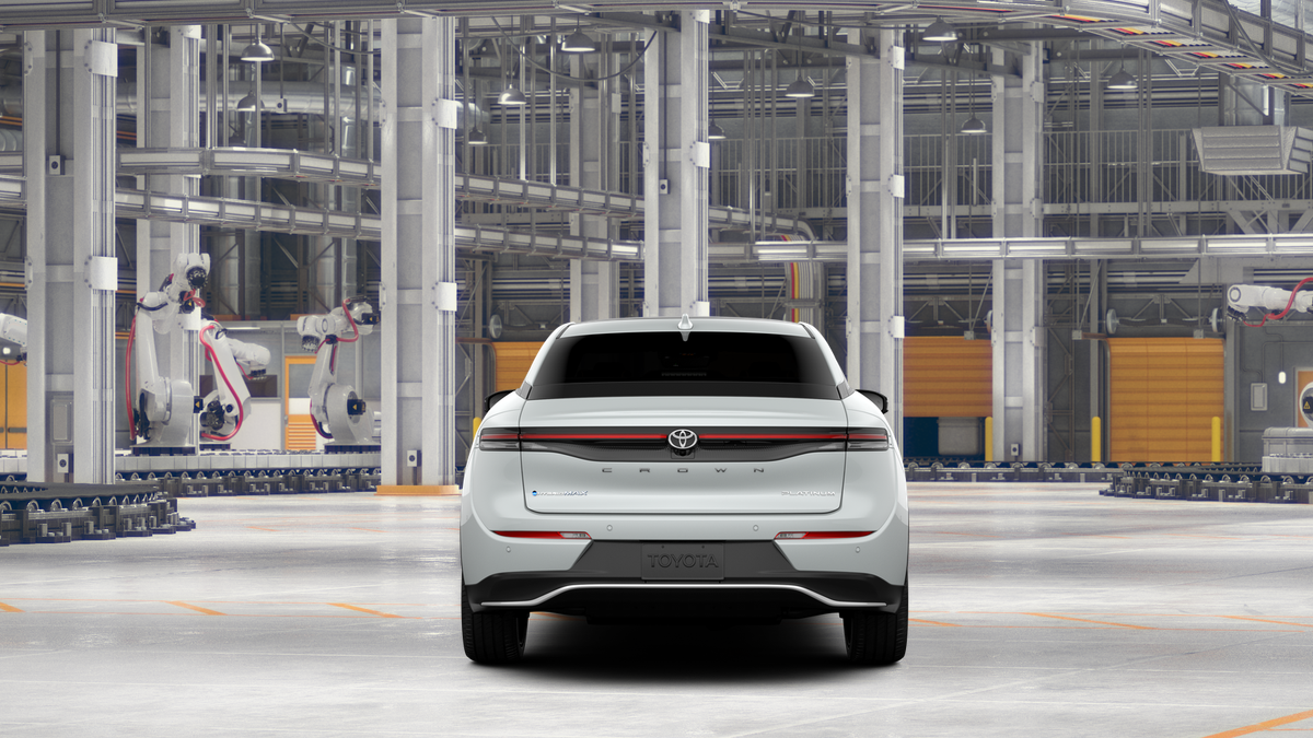 2026 Toyota Toyota Crown Platinum