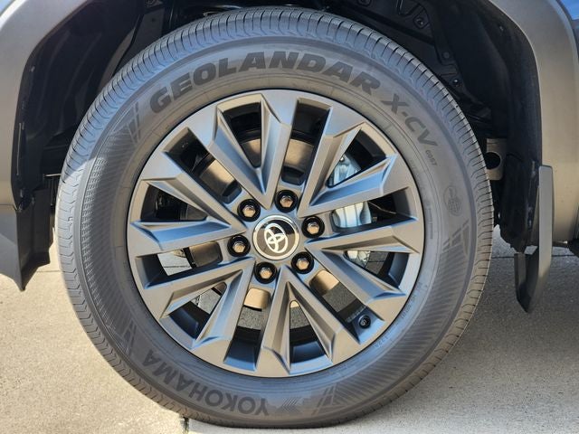 2027 Toyota Land Cruiser Base