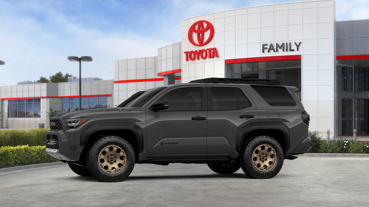 2026 Toyota 4Runner i-FORCE MAX 4Runner Trailhunter