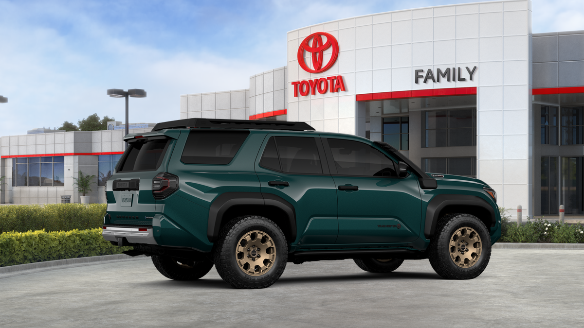 2026 Toyota 4Runner i-FORCE MAX 4Runner Trailhunter