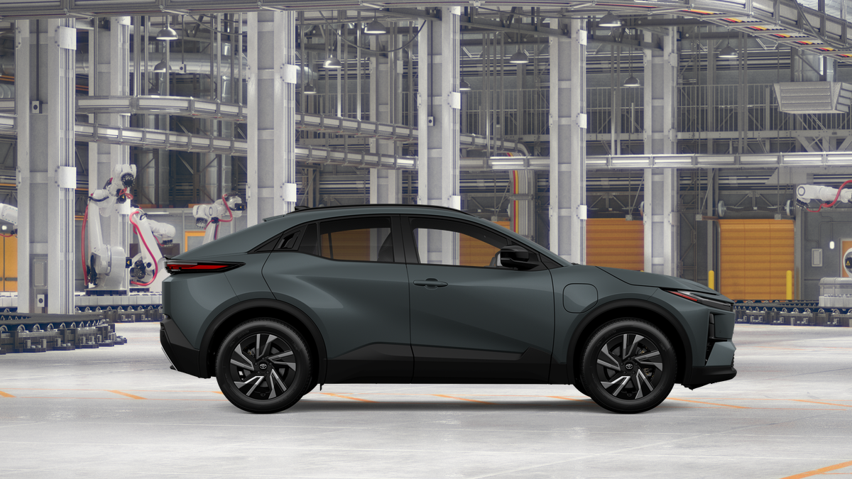 2027 Toyota C-HR SE