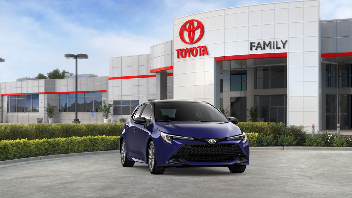 2026 Toyota Corolla Hatchback SE
