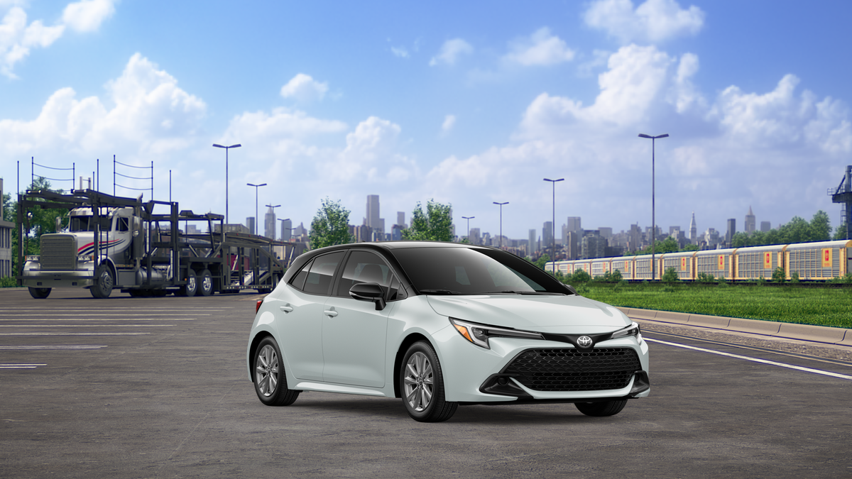 2026 Toyota Corolla Hatchback SE