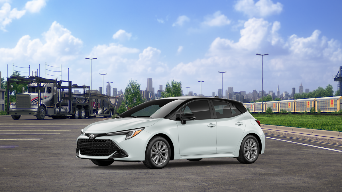 2026 Toyota Corolla Hatchback SE
