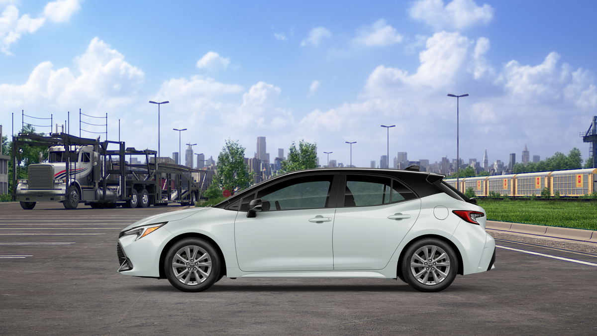 2026 Toyota Corolla Hatchback SE