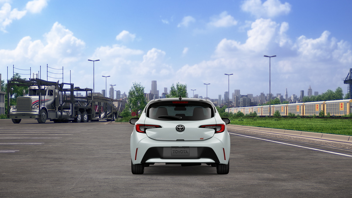 2026 Toyota Corolla Hatchback SE